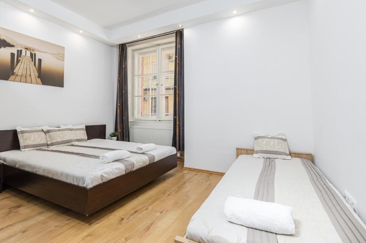 Real Apartments Kertesz บูดาเปสต์ ภายนอก รูปภาพ