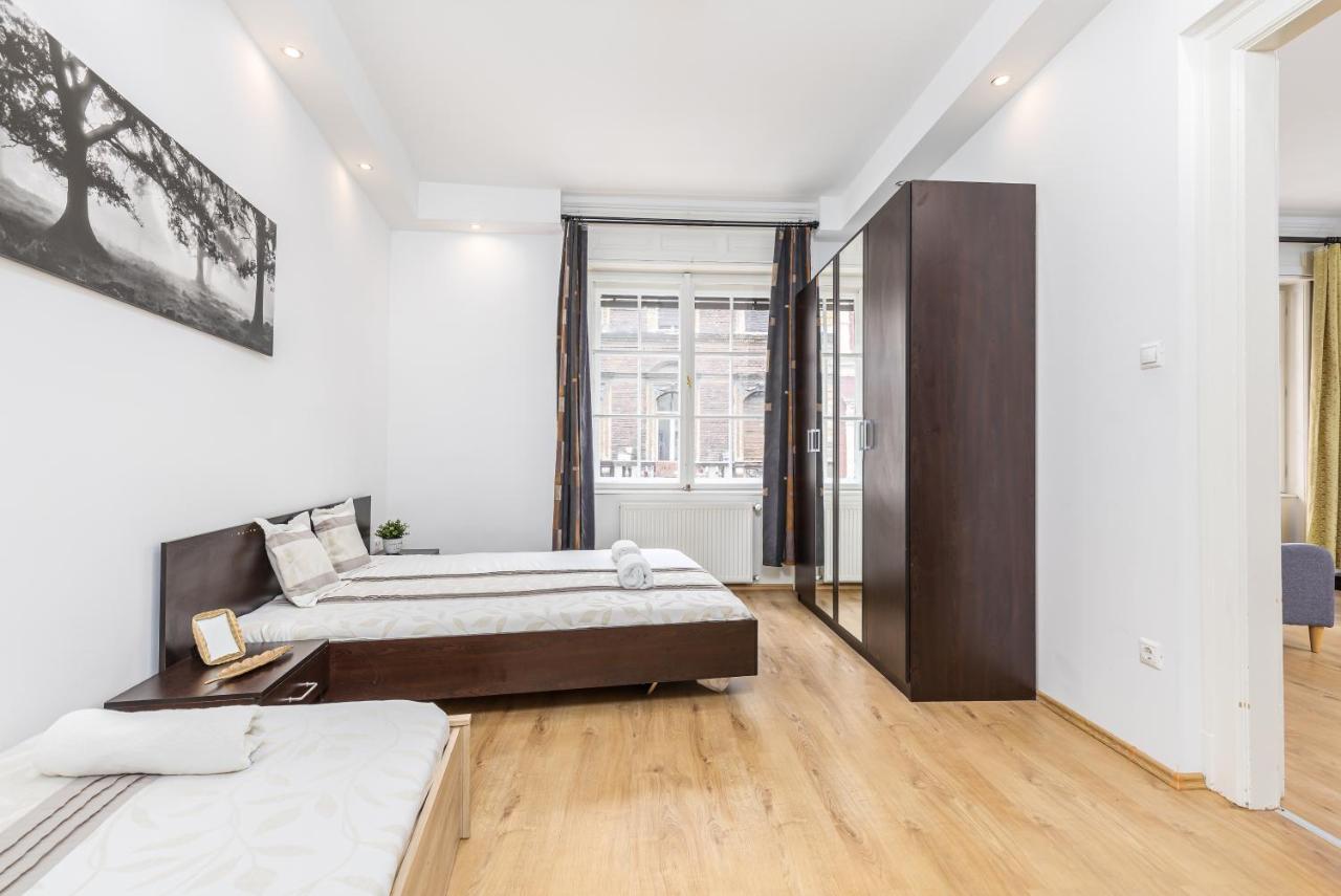 Real Apartments Kertesz บูดาเปสต์ ภายนอก รูปภาพ